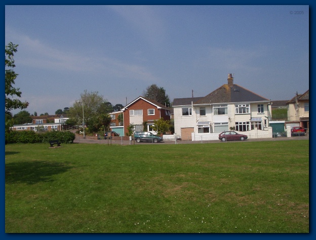 600x449 pixels (108K)