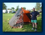 Tim's camp - notice that knee is undamaged