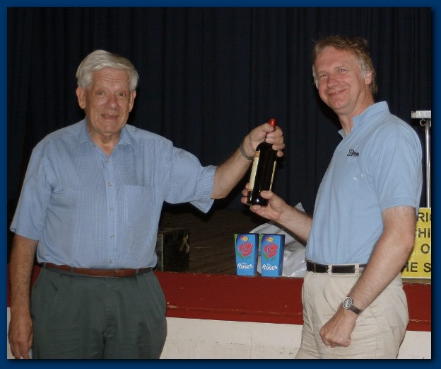 600x496 pixels (98K)