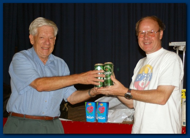 600x427 pixels (97K)