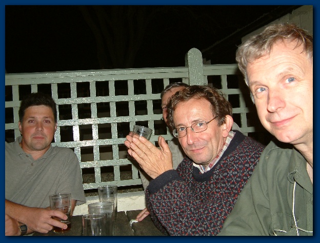 600x449 pixels (131K)