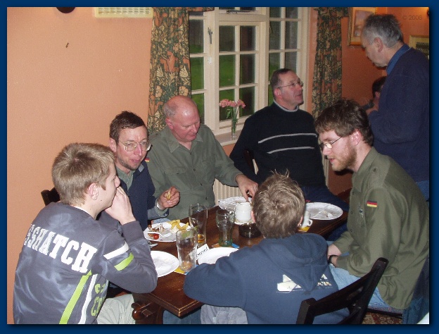 600x449 pixels (126K)