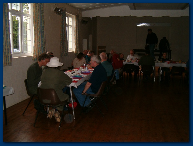 600x449 pixels (85K)