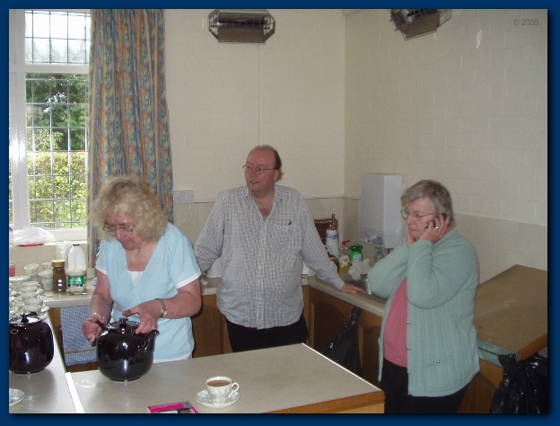 600x449 pixels (107K)