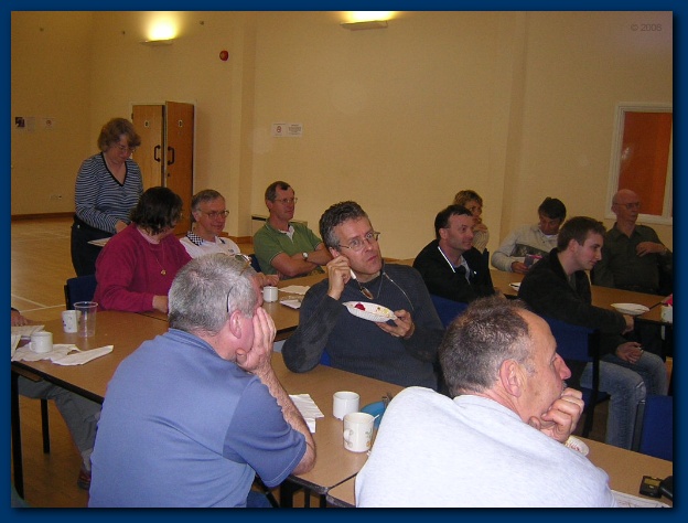 600x449 pixels (102K)