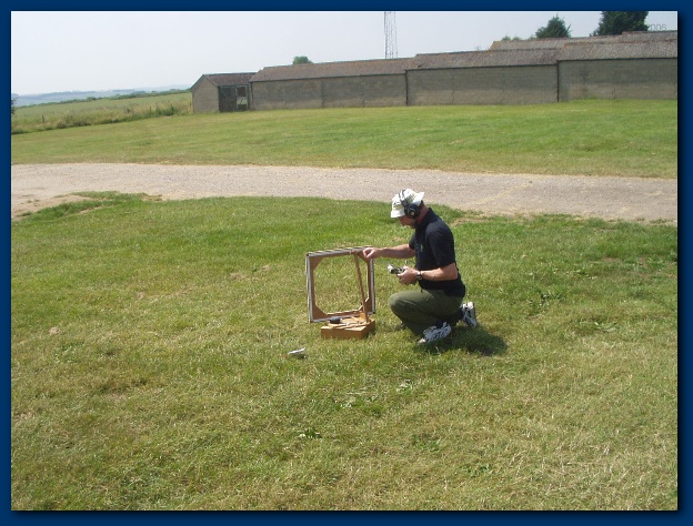 600x449 pixels (151K)