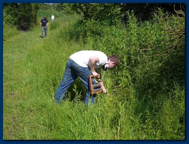 600x449 pixels (216K)