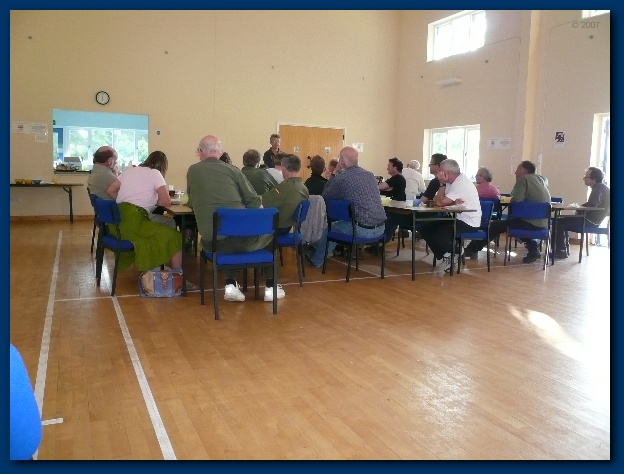 600x449 pixels (104K)