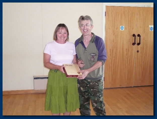 600x449 pixels (102K)