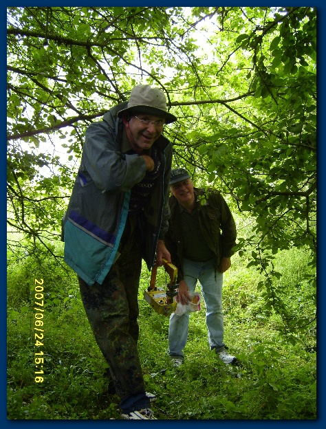 450x599 pixels (216K)