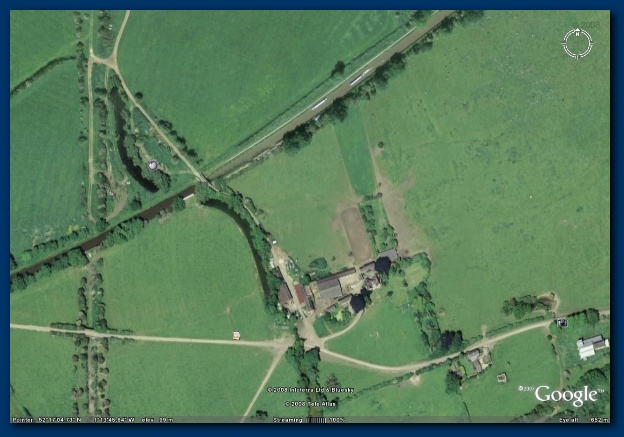 600x412 pixels (101K)