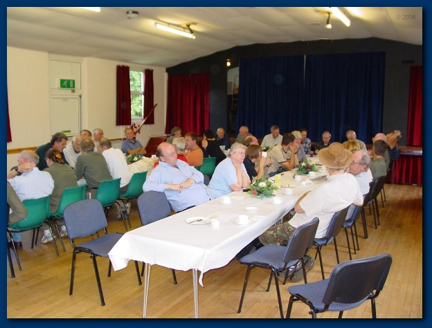 600x449 pixels (109K)