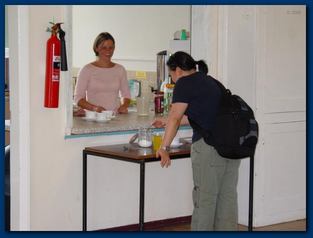 600x449 pixels (78K)