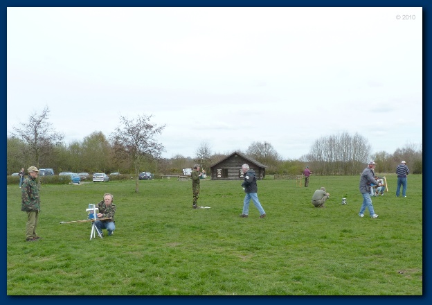 600x415 pixels (90K)