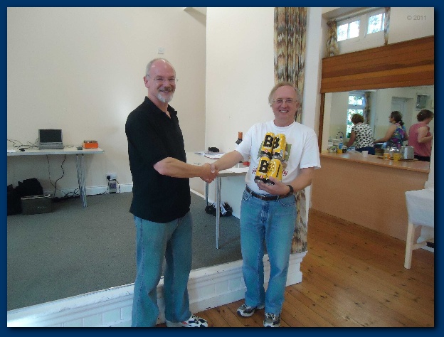 600x449 pixels (109K)