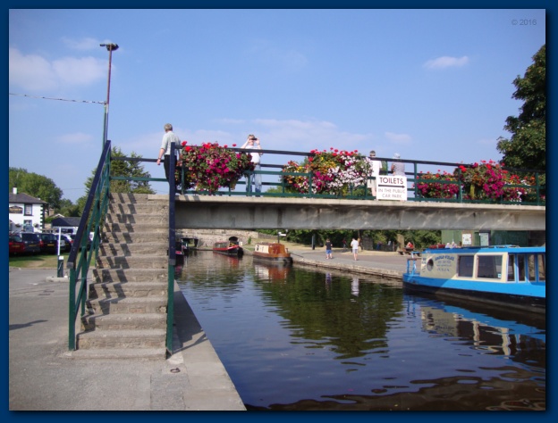 624x474 pixels (107K)