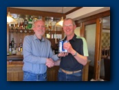 Philip was double booked and had to dash off  to his daughter's birthday party  so it was left  to Operator C/D to ........