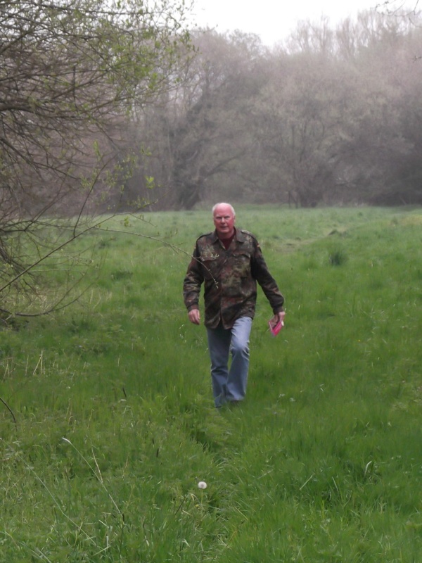 600x800 pixels (166K)