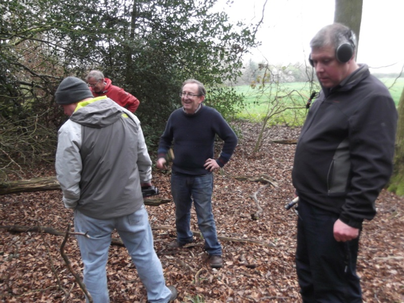 800x600 pixels (215K)